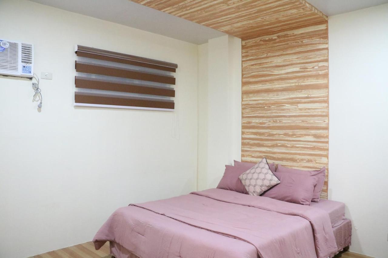 Anicia Guesthouse Rooms Paranaque City Exterior photo